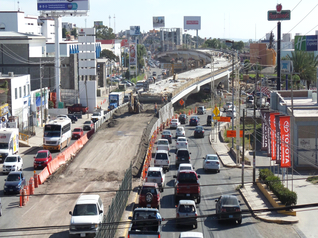 Abren temporalmente puente de la glorieta Santa Fe