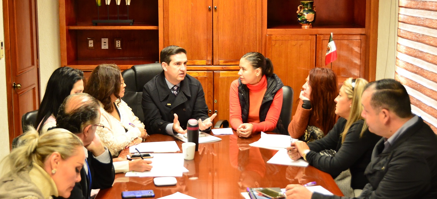 Realizan mesas de trabajo para conocer nuevos programas sociales