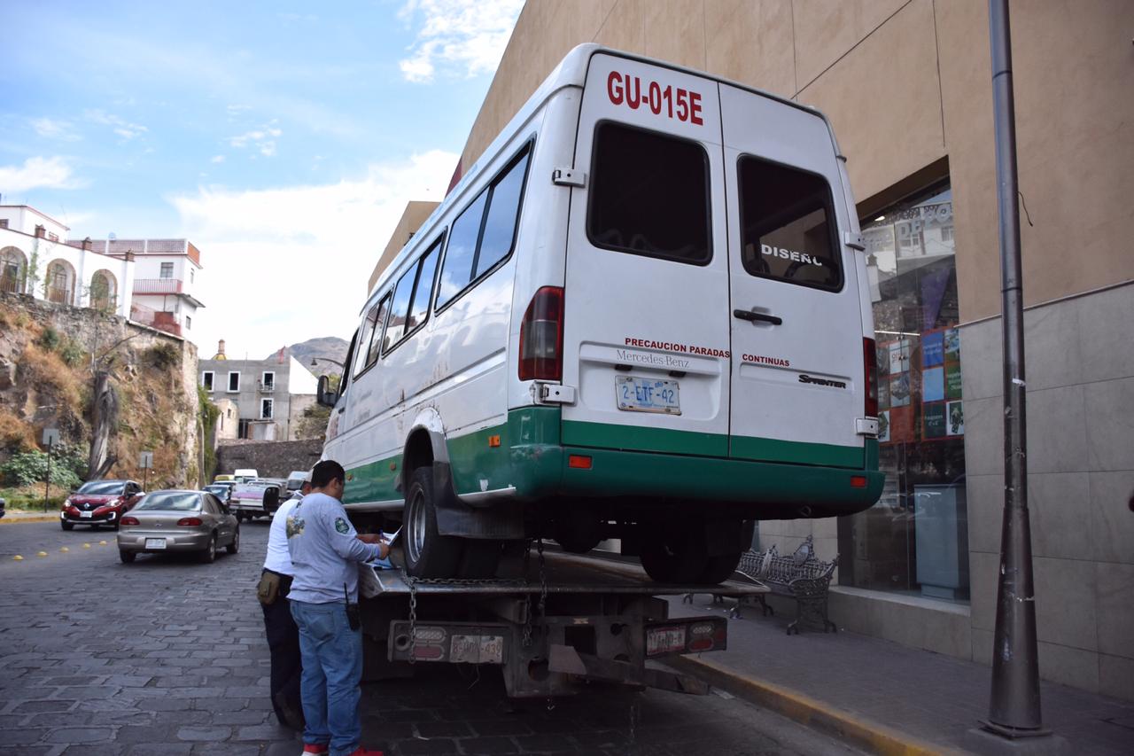 Retiran de circulación unidades de transporte público