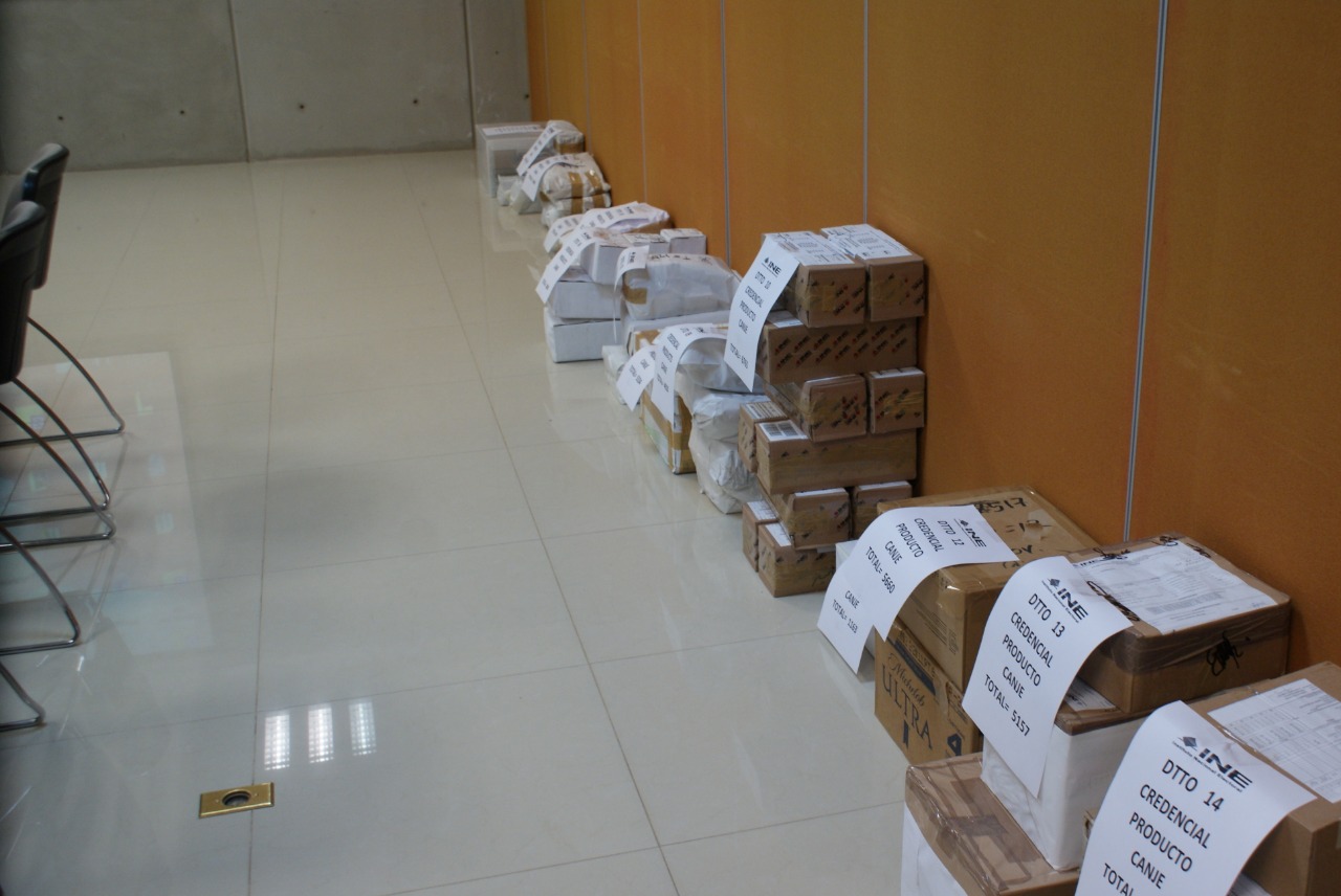 Tritura INE más de 62 mil credenciales de elector