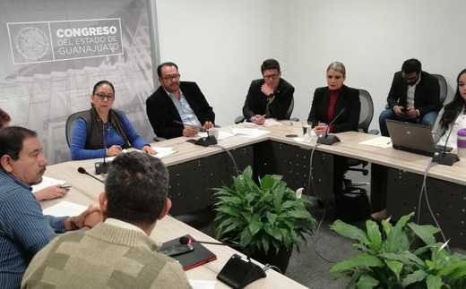 Analizan certificación de alumnos del CAM