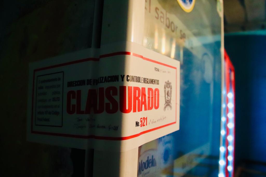 Clausuran 2 expendios de bebidas embriagantes