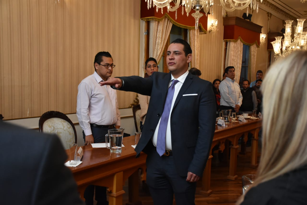 Jonathan Moreno, nombrado como juez municipal de la capital