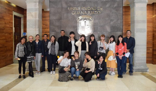 Ofrece UG programa de inmersión cultural a estudiantes de intercambio