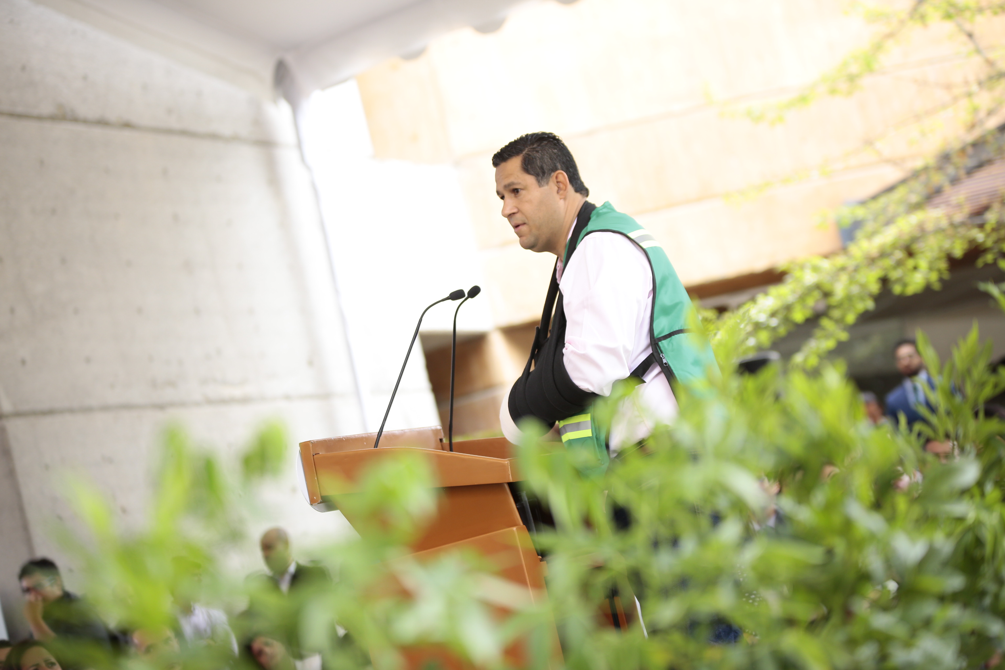 Insiste gobernador sobre políticas en materia ambiental