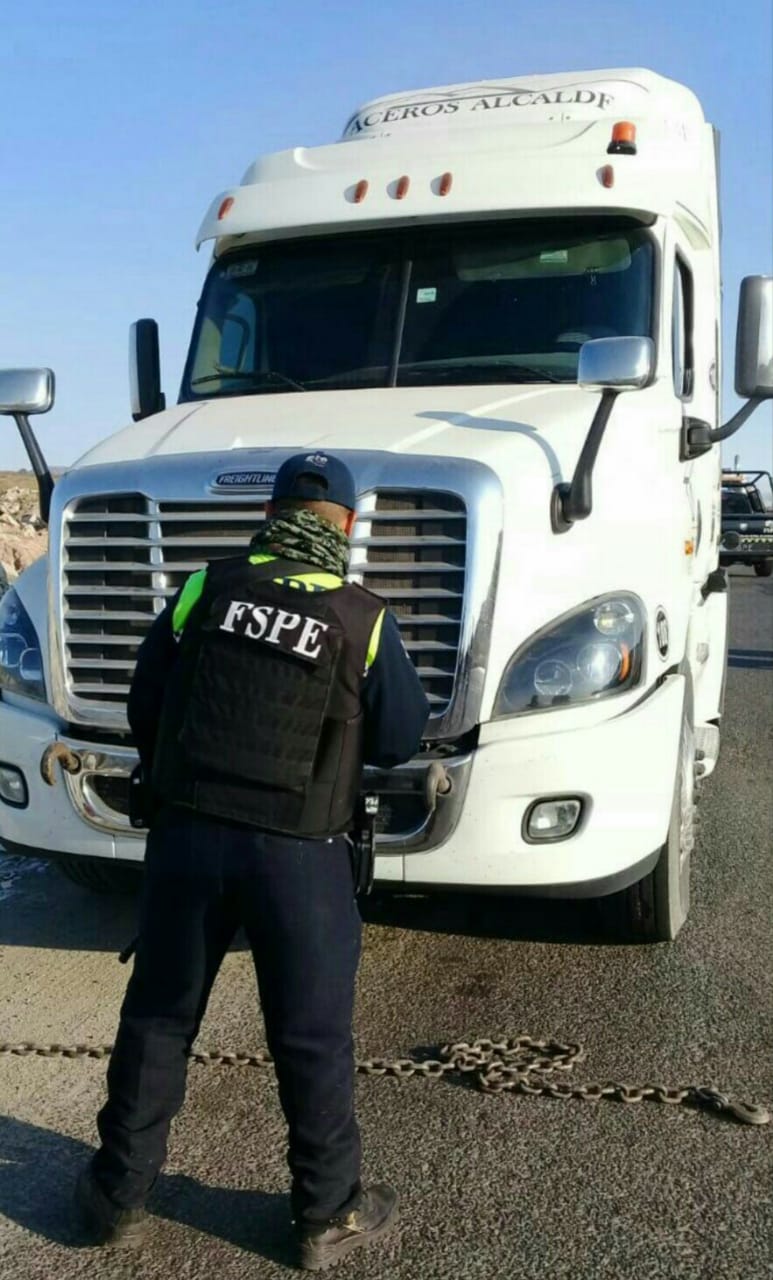 Recuperan tráiler robado