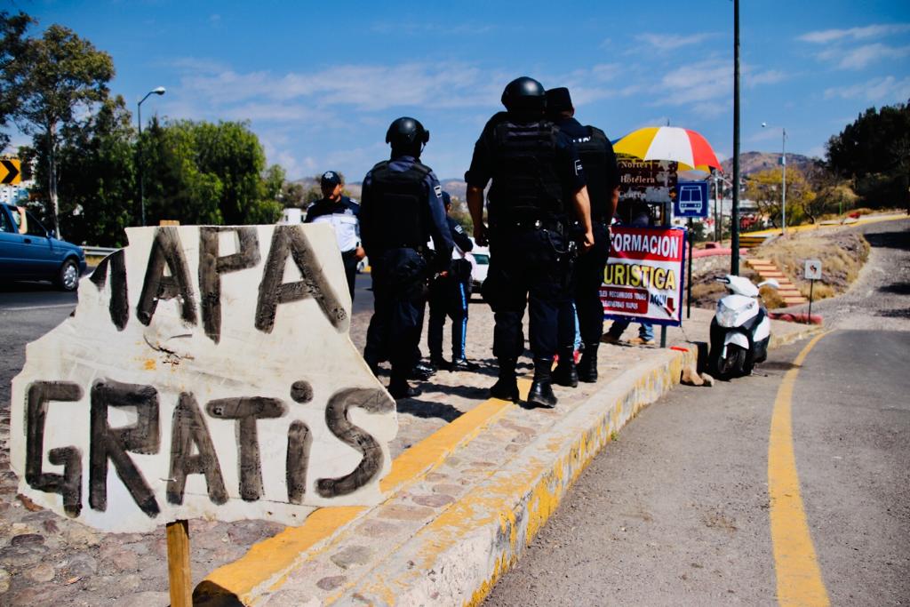 Guías turísticos trabajarán pese a no estar adscritos al SAT