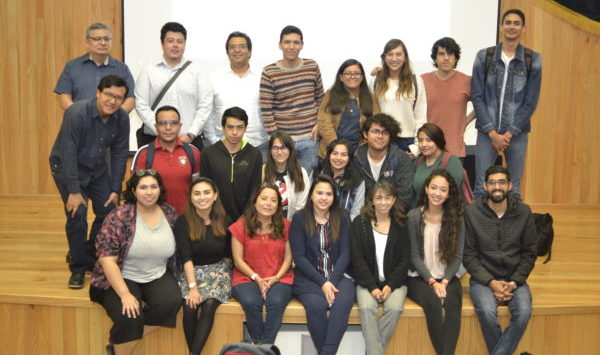 UG realiza Simposio de Biomateriales