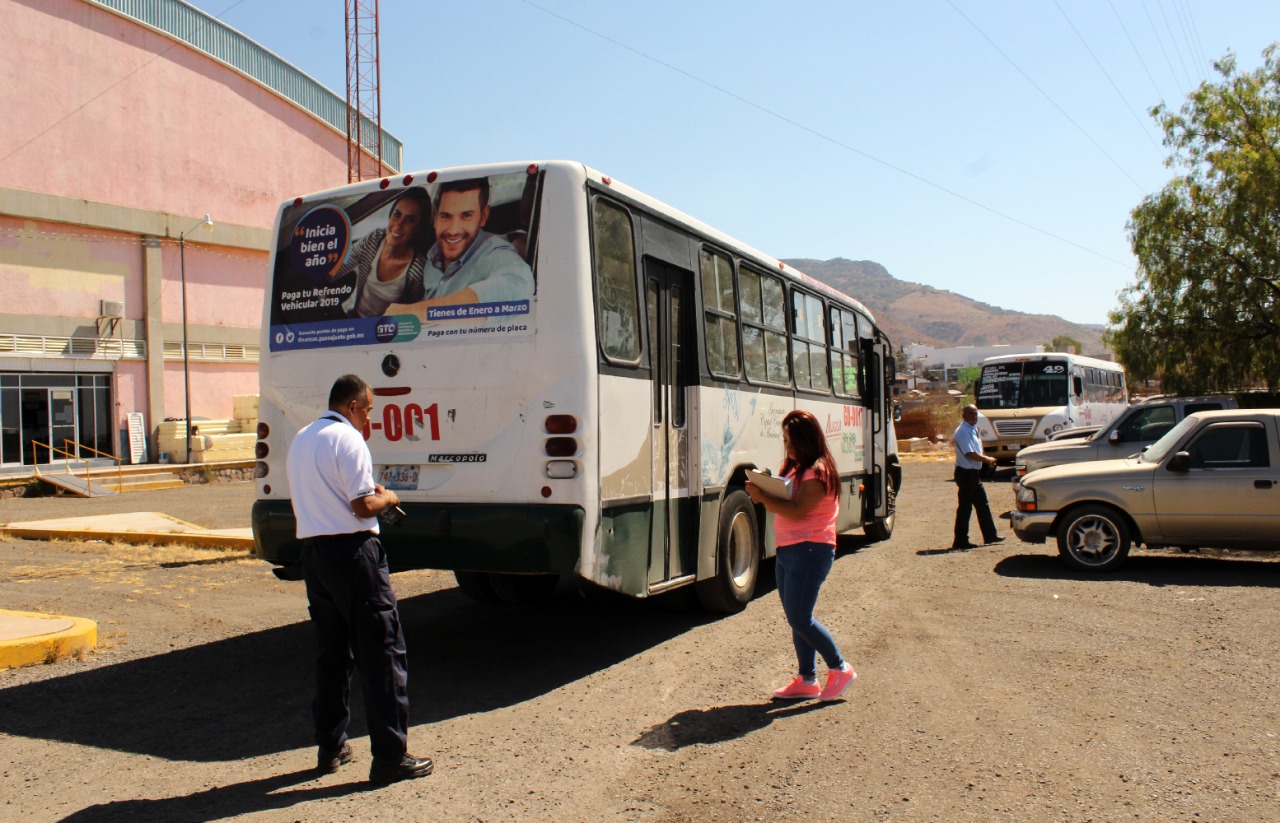 Revisan mecánicamente 227 unidades del transporte público