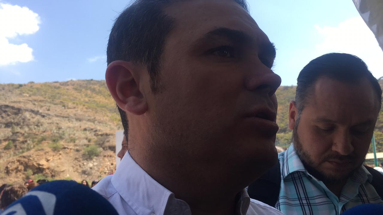 Confirman salida de secretaria particular del alcalde