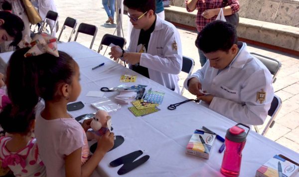 UG refrenda su compromiso social con artes y ciencias