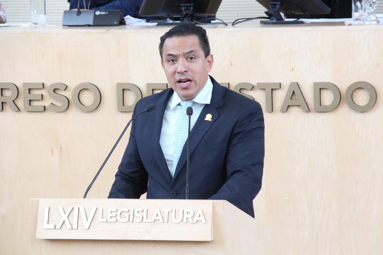 Insiste partido Verde terminar con monopolios en medicamentos