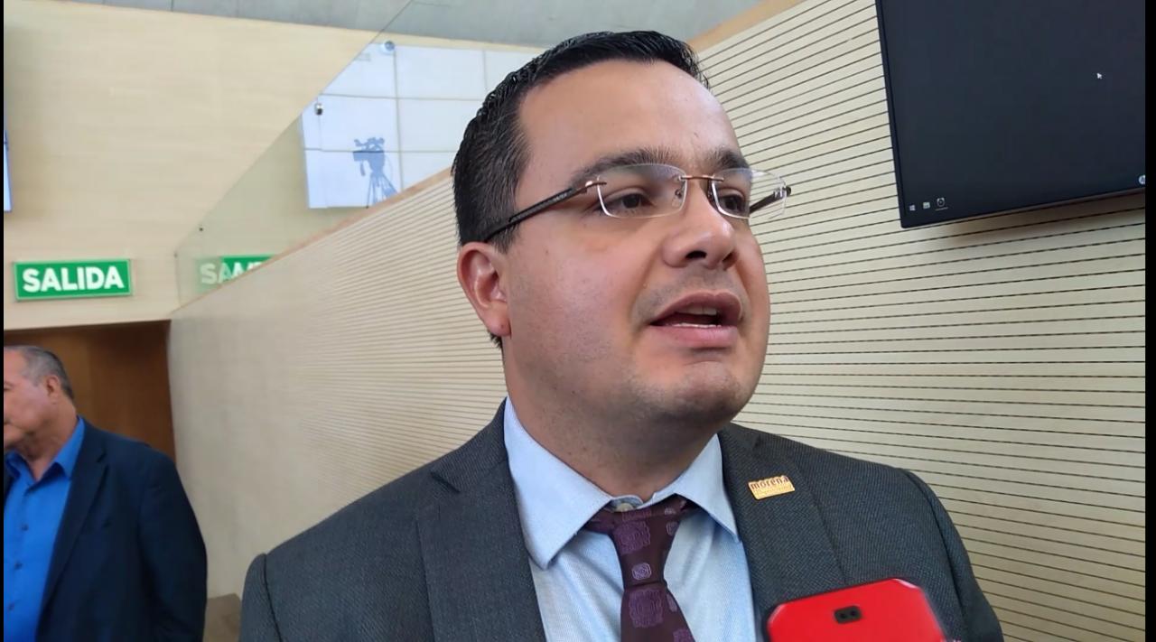 Ejecutivo debe vender patrullas de ‘lujo’
