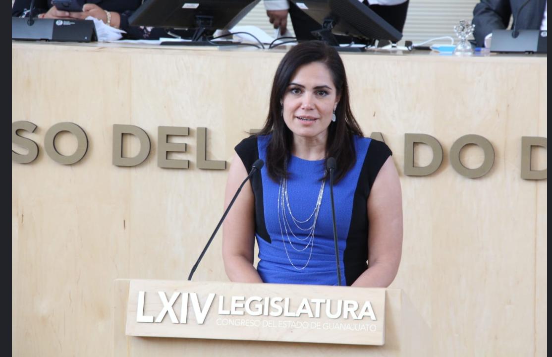 Buscan reducir consumo de papel