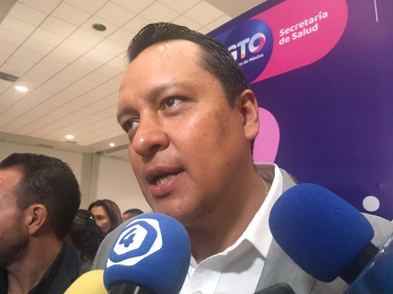Menores y embarazadas en riesgo de no recibir medicamento para VIH