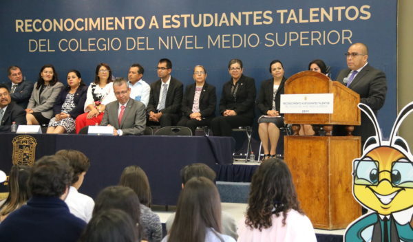 Reconocen a talentos del nivel medio superior de la UG