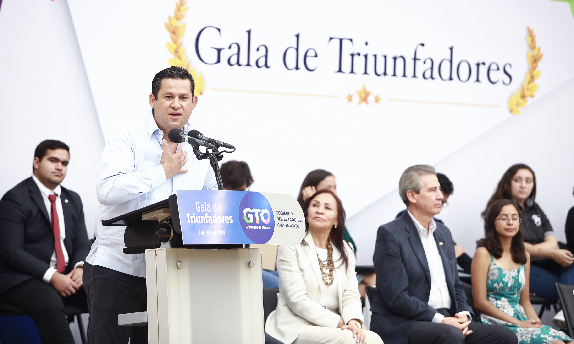 Confirma gobernador ir por endeudamiento para Guanajuato