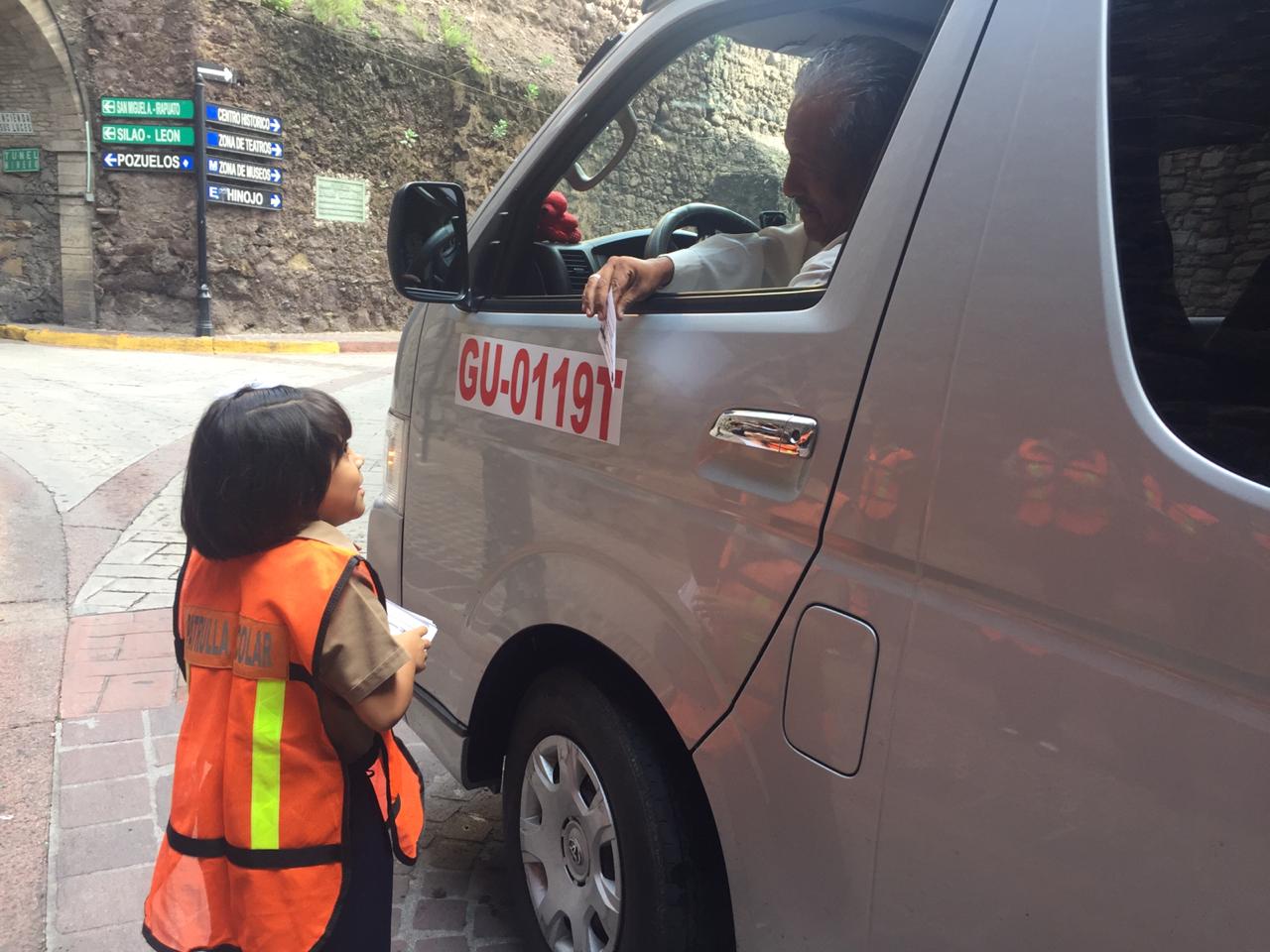 Policía Vial Infantil monta operativo en la calle Subterránea de Guanajuato