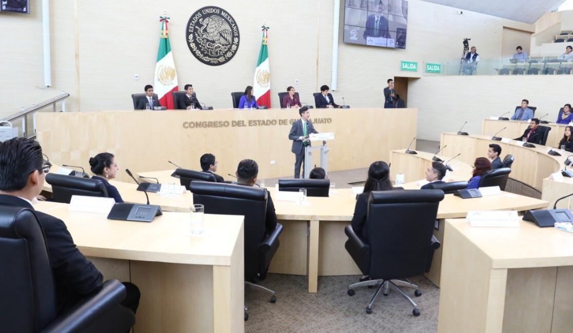 Sesiona Parlamento Juvenil 2019