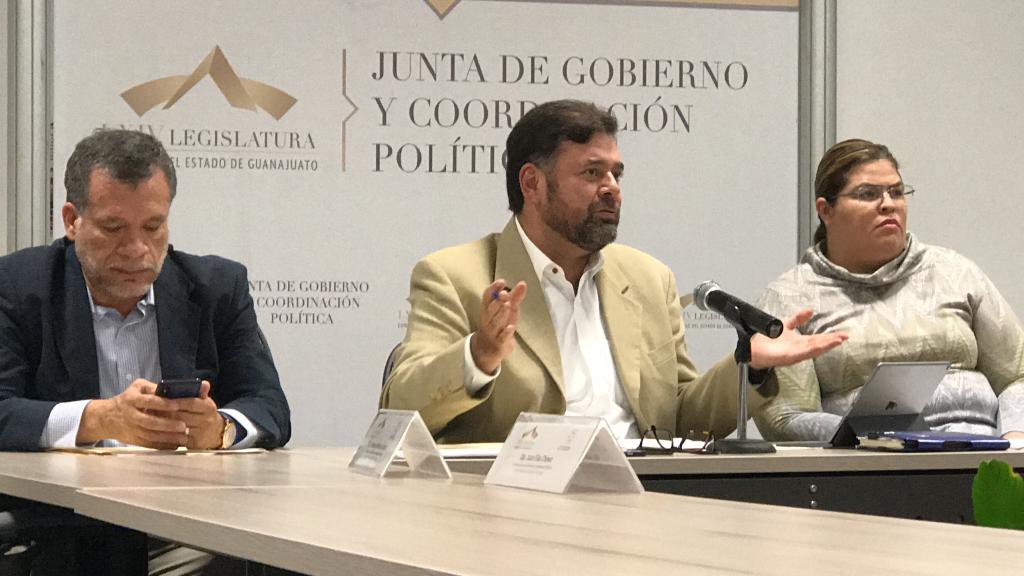 Tumba Alcoholímetro a director de primer nivel en el Congreso de Guanajuato