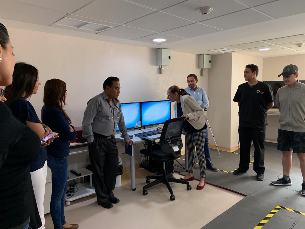 Capacitan en la Torre Vida UG a médicos especialistas en rehabilitación con tecnología de punta