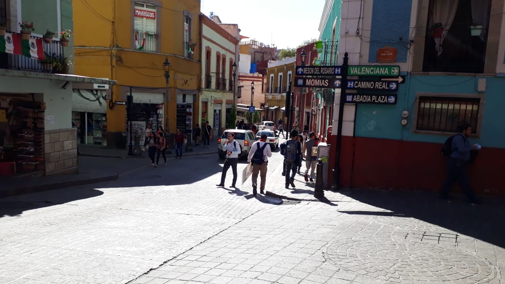 Anuncian cortes viales en avenida Juárez