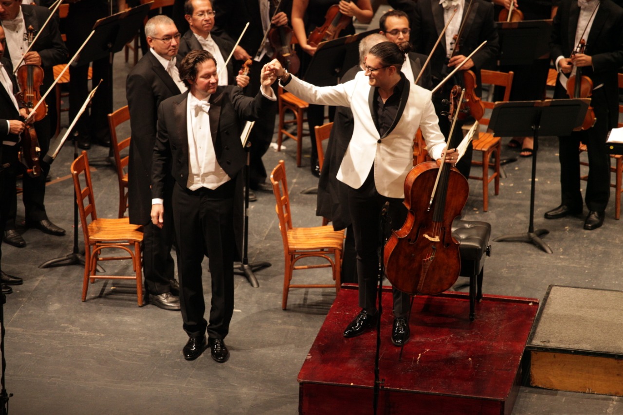 Estrena OSUG la quinta sinfonía de Bruckner en el Teatro Juárez