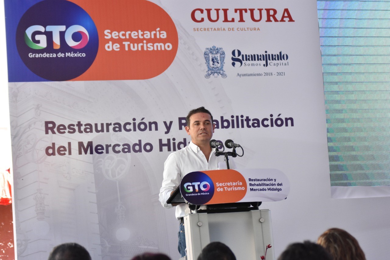 Los mercados no tienen dueño, deben pagar adeudos