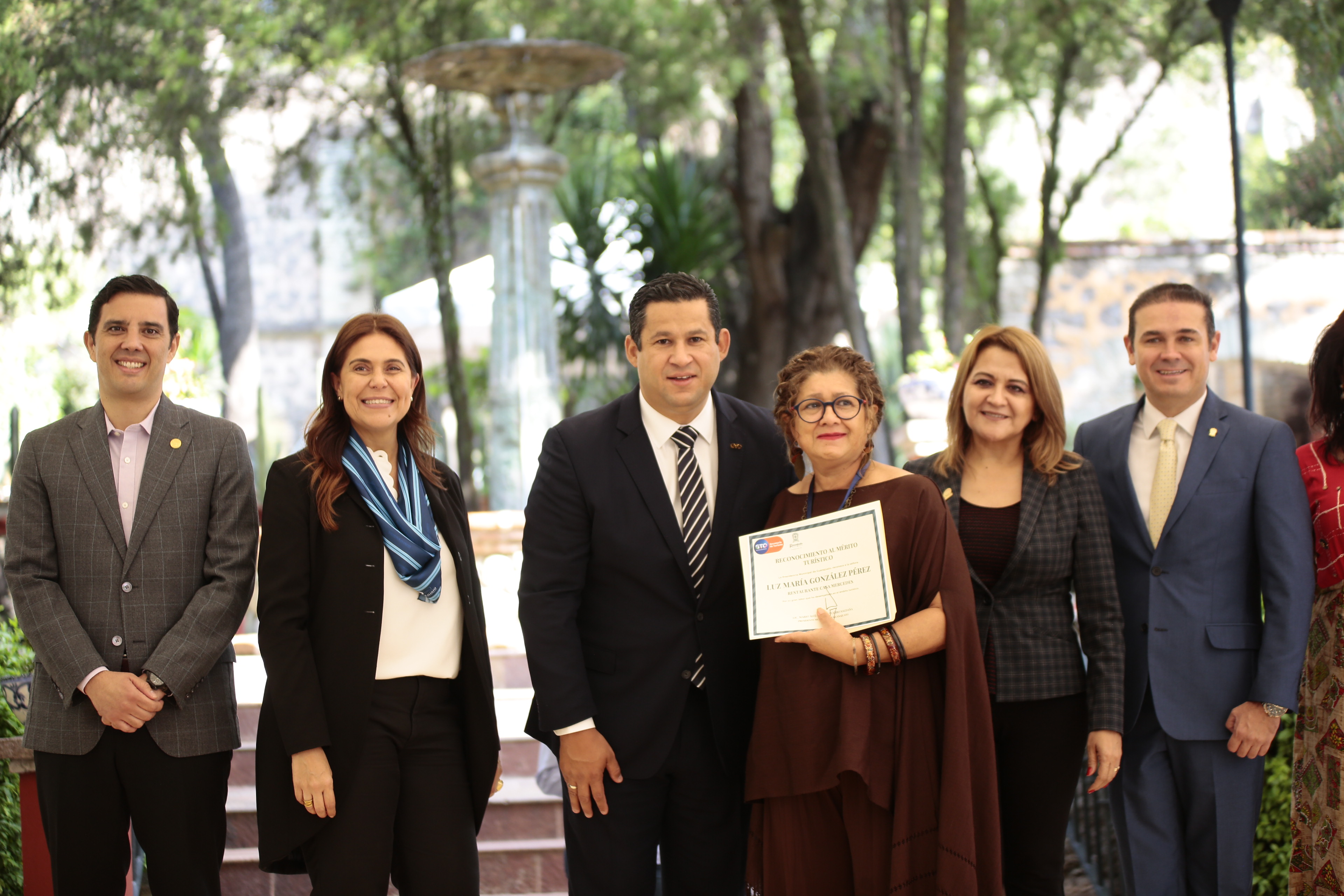 Conmemoran día mundial del Turismo