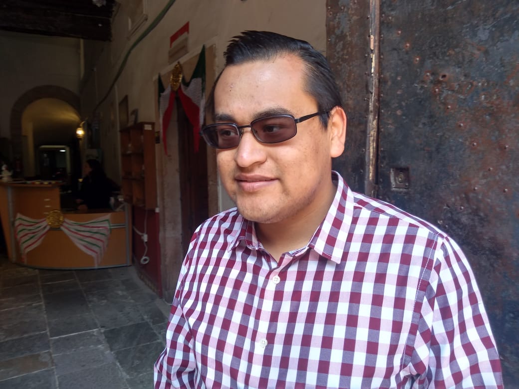 Vinculan a proceso a Óscar Aguayo por fraude