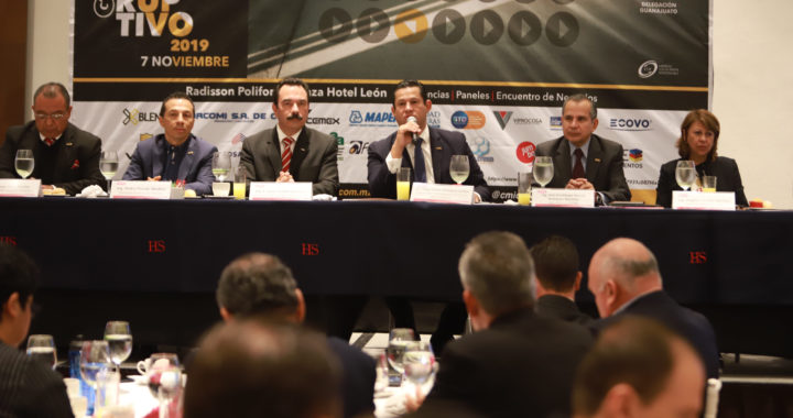 La obra pública no debe frenarse: gobernador