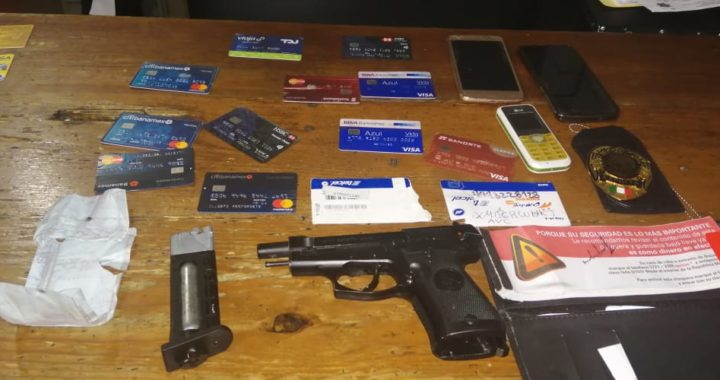 Se hacía pasar por policía federal y lo detienen