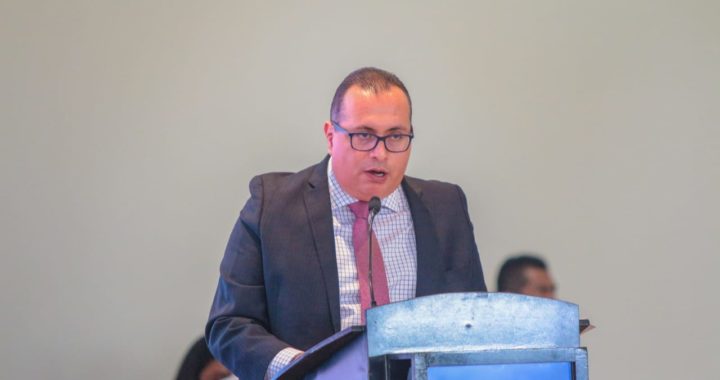 Llama presidente del TJA a defender derechos