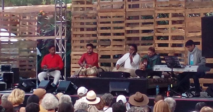 Fusiona Deepak Pandi el arte, la magia y la música