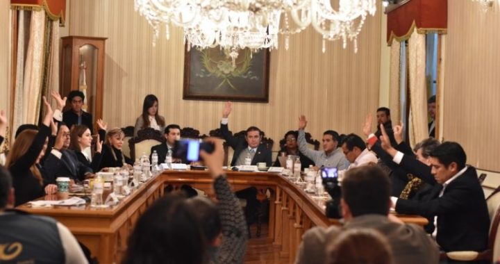 Ayuntamiento indeciso en donar su sueldo o incrementar apoyos sociales por contingencia