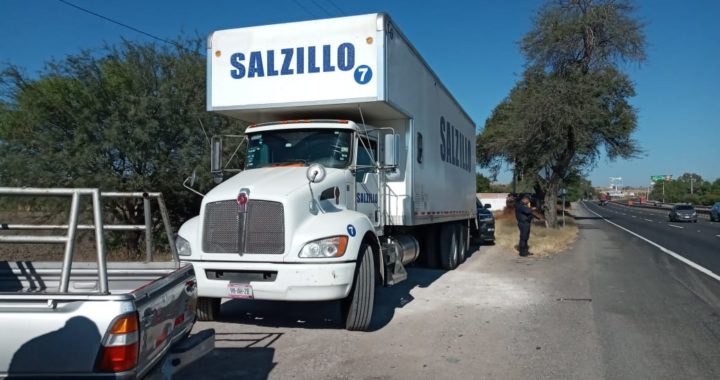 Recuperan en Guanajuato camión de carga robado de León