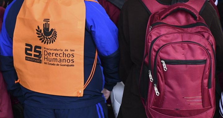 Revisión de mochilas no es política de seguridad en escuelas