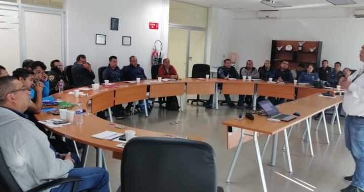 UG capacita personal en seguridad