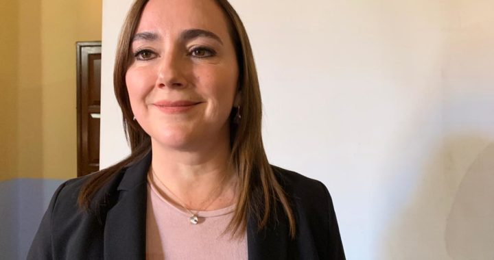 Solicita regidora informe sobre despidos en la administración capitalina