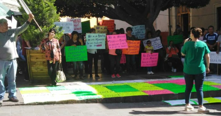 Nuevamente se manifiestan comerciantes en contra  del alcalde