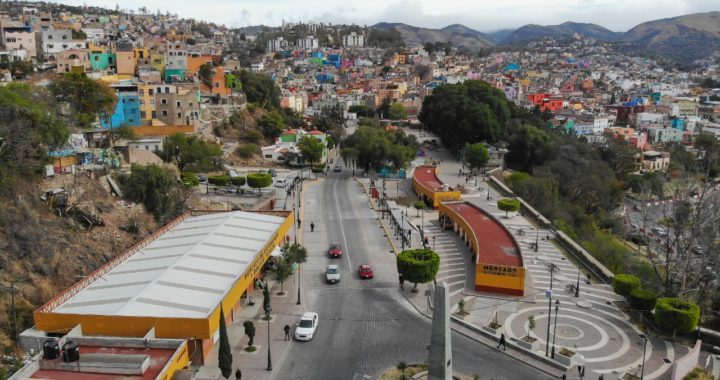 Invertirán 10.5MDP para dignificar la zonas aledañas al mercado de artesanías