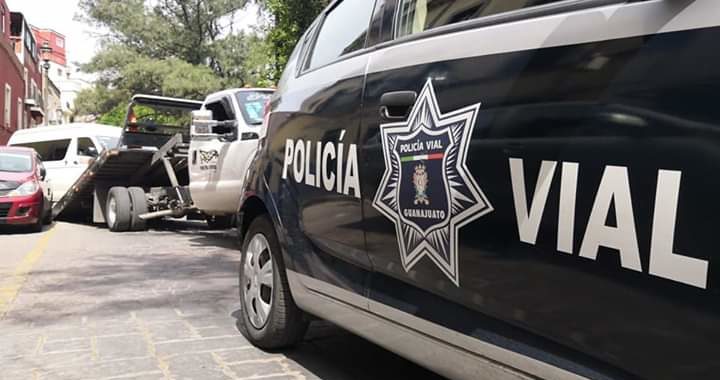 Intentan extorsionar a oficial de la Policía Vial