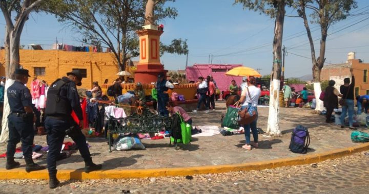 Tianguis podrán colocarse en la ciudad; deberán acatar medidas de salud