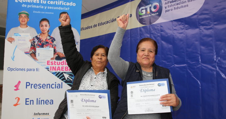Concluyen más de 6 mil 500 personas su educación básica
