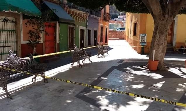 Cuatro detenidos por romper cintas preventivas