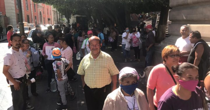 Dejan plantadas a personas en la entrega de despensas, acusan de complot político