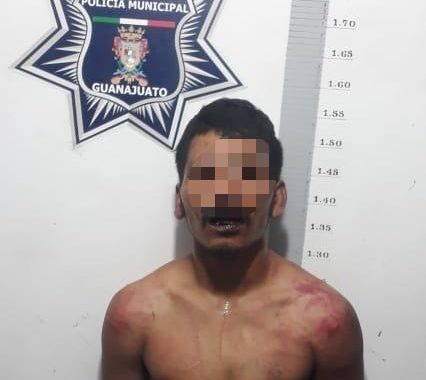 Querían linchar a ladrón, policías lo rescataron