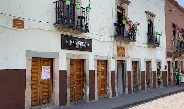 Bares no tienen autorización para abrir; pide SSG no acudir a esos lugares