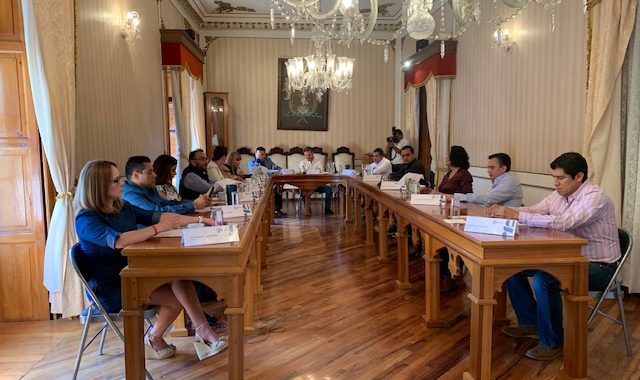 Regidores se defienden tras las críticas después de rechazar el PMDUOET