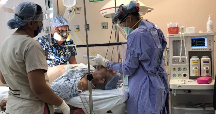 Advierte Salud que 4 de cada 10 personas resulta positiva a COVID, por relajar medidas